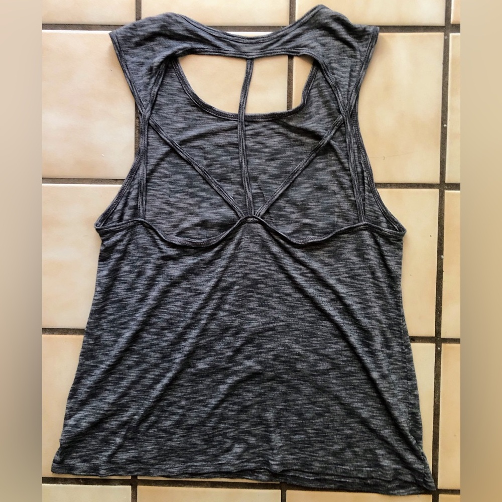Gray and Black Workout Outfit Set - Picture 11 of 12